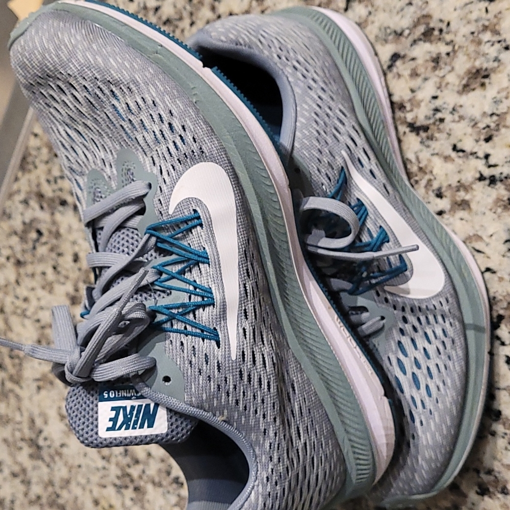Nike zoom winflo 5 womens 7.5